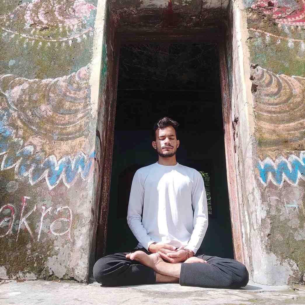 best-yoga-teacher-training-in-rishikesh